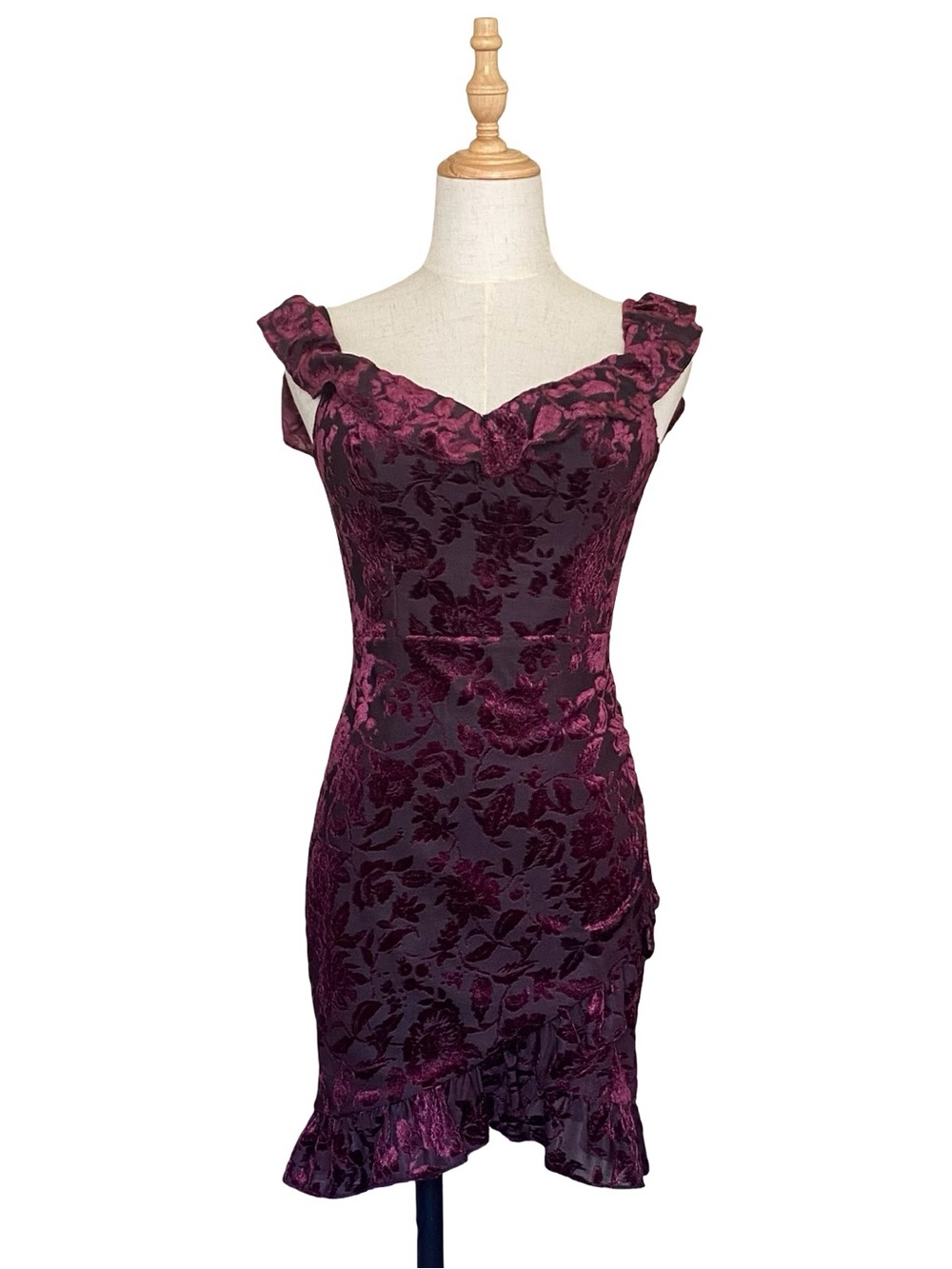 City Studio Burgundy Velvet Burnout Floral Dress Ruffle Hem Sweetheart Women's M
